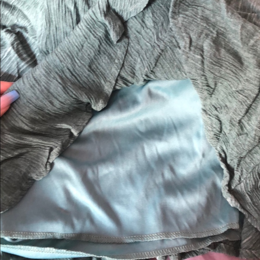 Double-lined Shorts - Picture 2 of 2